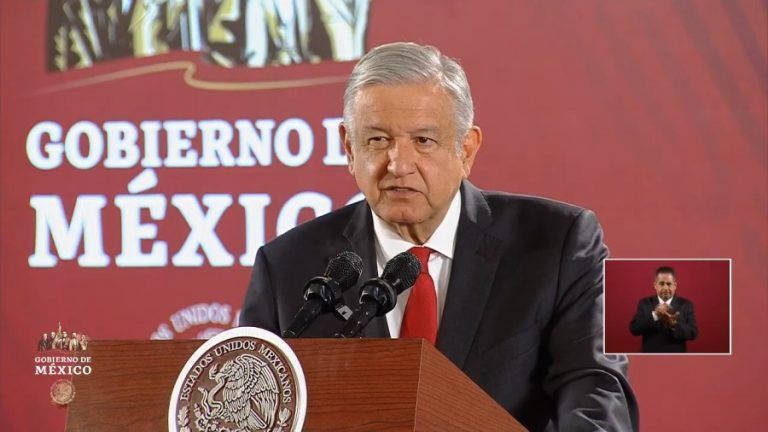 Lee más sobre el artículo AMLO: Exministro Cossío sabotea obras en Santa Lucía