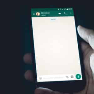 Lee más sobre el artículo WhatsApp dejará de funcionar en estas versiones de Android e iOS