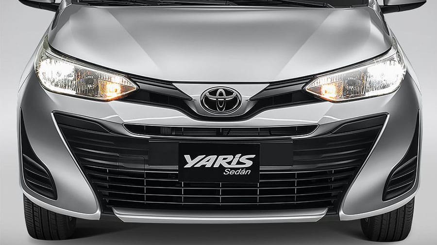 El Toyota Yaris 2020 tiene características correctas, pero básicas y escuetas por tratarse de un vehículo de entrada