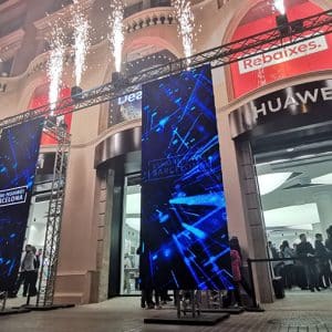 Lee más sobre el artículo Espai Huawei Barcelona ¡Así se vivió la gran inauguración!