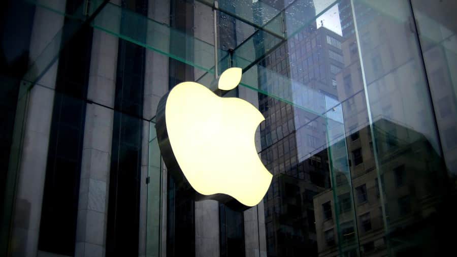 Las tiendas de Apple volverán a abrir sus puertas hasta el 9 de febrero
