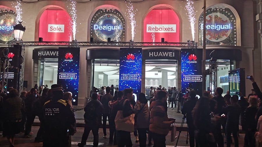 Se trata de la segunda gran tienda de Huawei en todo el país ibérico