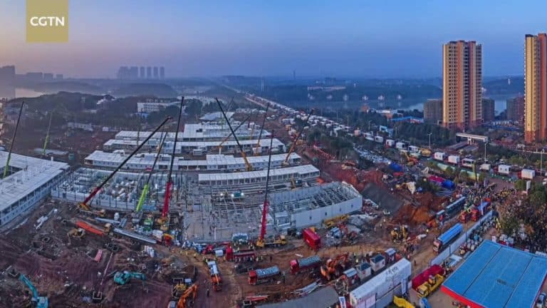 Lee más sobre el artículo El hospital de Wuhan ¡Construyeron este monstruo en 10 días!