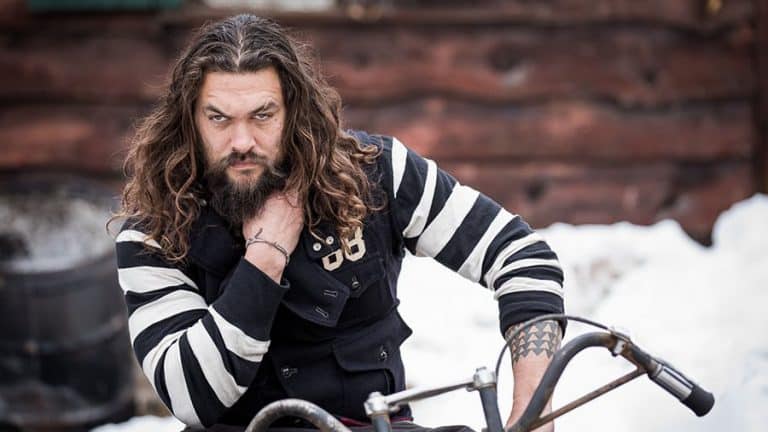 Lee más sobre el artículo Jason Momoa afila los colmillos ¡Podría convertirse en Drácula!