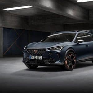 Lee más sobre el artículo ¡Ya está aquí! La Cupra Formentor impacta con su diseño agresivo y tecnológico