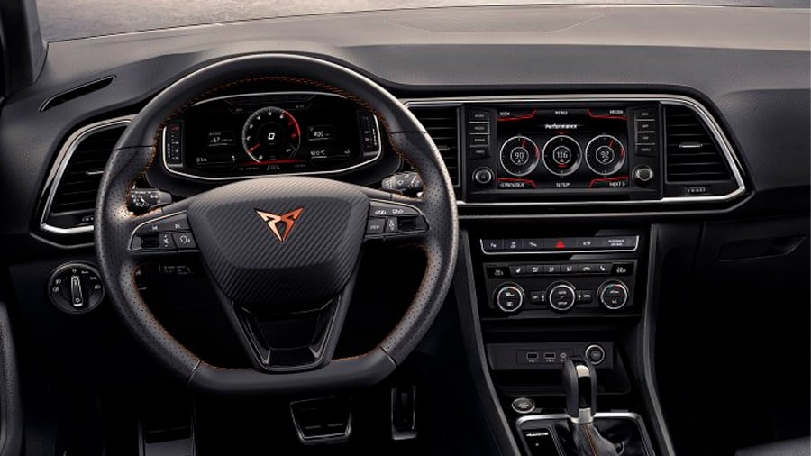 La cabina de la Cupra Ateca 2020 es práctica y funcional, pero pudo ser más deportiva