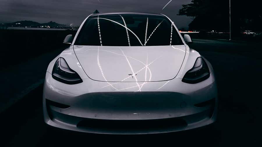 Elon Musk aseguró que los coches de Tesla son como superhumanos