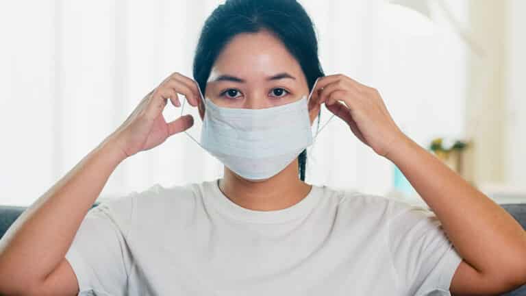 Lee más sobre el artículo China no ha superado la crisis del coronavirus ¡Pone en “cuarentena” a 109 millones de personas!