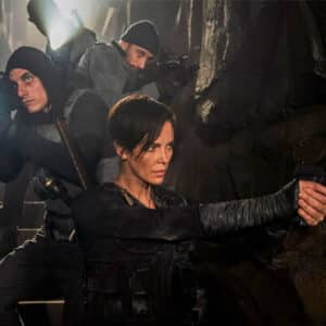 Lee más sobre el artículo ‘La vieja guardia’ estrena su primer tráiler ¡Lo nuevo de Charlize Theron para Netflix!