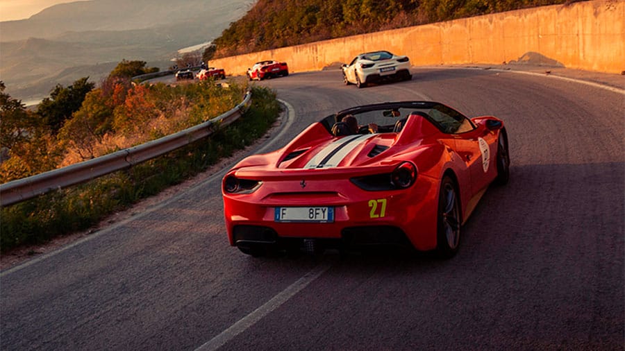 Ferrari asegura que no tendrá un superdeportivo eléctrico solo porque los demás fabricantes están dando los primeros pasos en este sistema de propulsión