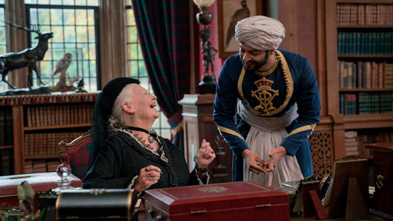 Lee más sobre el artículo Victoria y Abdul: Sinopsis, tráiler, reparto y crítica ¡Una amistad sin estatus sociales!