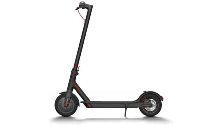 Lee más sobre el artículo Xiaomi Mi Scooter eléctrico, un patinete para adueñarse de la ciudad ¿Vale la pena comprarlo?