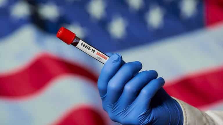 Lee más sobre el artículo Estados Unidos está en la fase inicial de la pandemia, asegura el principal epidemiólogo de la Casa Blanca