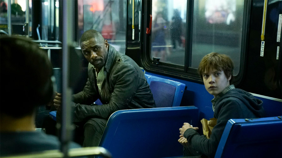 Idris Elba interpreta al Pistolero, el protagonista del filme