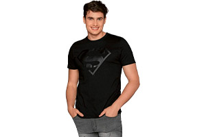 Aditivo Playera Negra de Superman para Hombre.