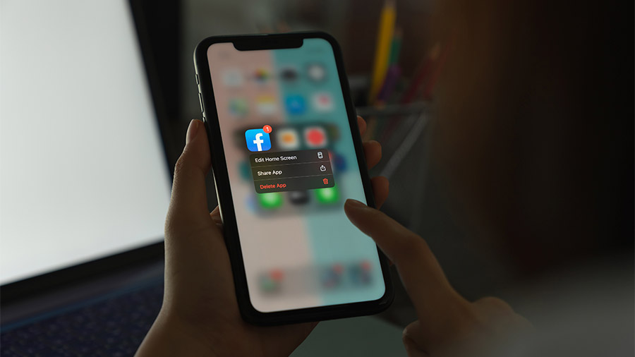 Facebook estima que sus ingresos publicitarios en iOS caerán hasta 50%