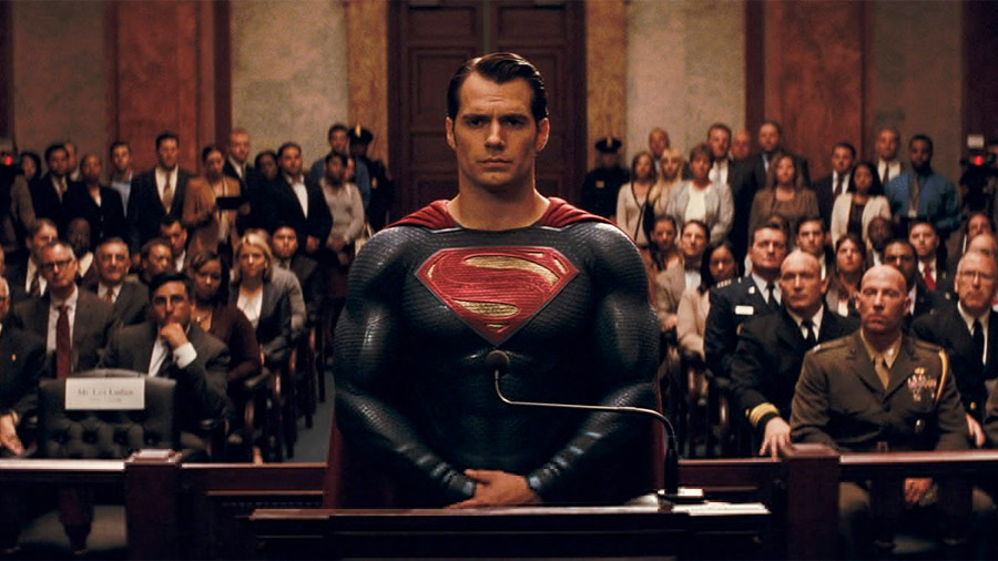 Pese a las duras críticas, Batman v Superman: El origen de la justicia dejó tomas muy significativas