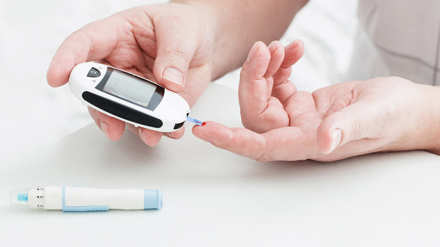 Un glucómetro ofrece grandes beneficios para las personas con diabetes