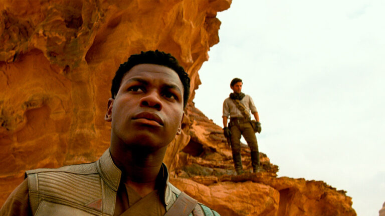 Lee más sobre el artículo John Boyega, frente a frente con la presidenta de Lucasfilm tras reclamos