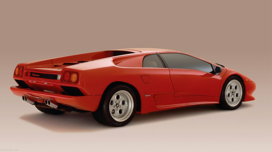 El Lamborghini Diablo celebra su 30 aniversario