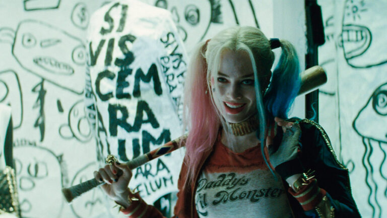 Lee más sobre el artículo ¡Las mejores fotos de Margot Robbie como Harley Quinn!