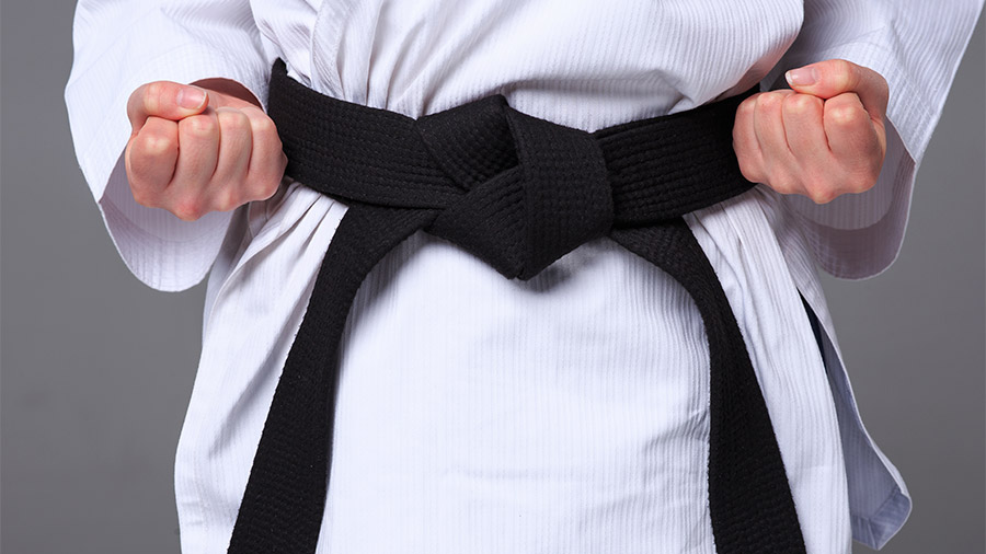 El karate ofrece varios beneficios en la formación de los niños