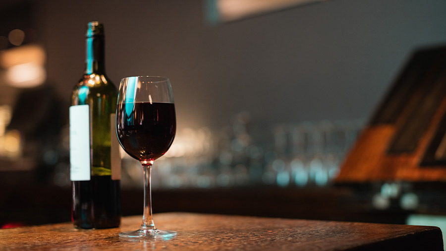 Una cava de vino te servirá para llevar tu gusto por el mundo del vino al siguiente nivel