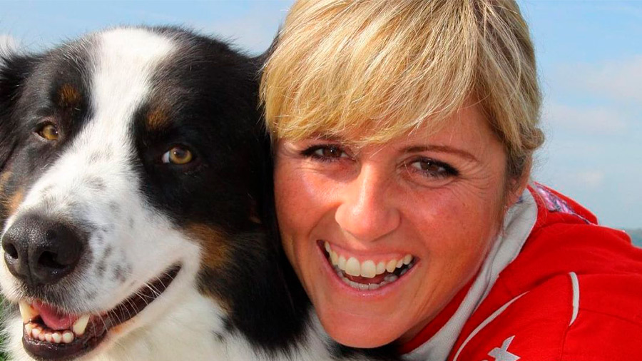 Sabine Schmitz ha sido la única mujer en ganar las 24 horas de Nürburgring