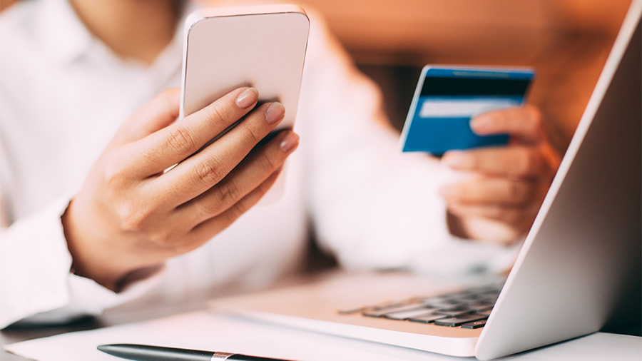 Es mejor usar tarjetas de crédito para las compras vía Internet que tarjetas de débito