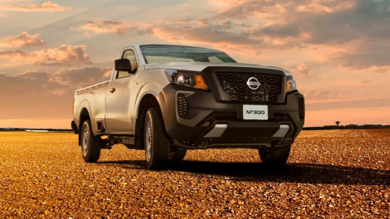 Lee más sobre el artículo ¿Por qué debería comprar una Nissan NP300 con batea larga?