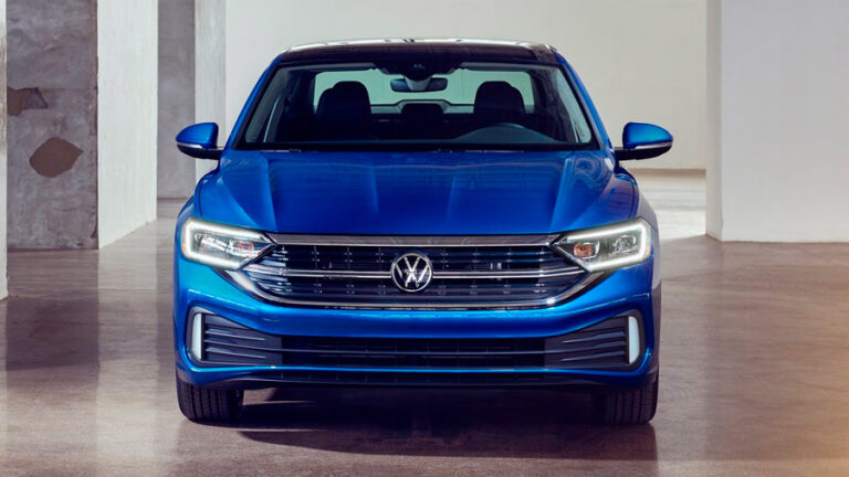 Lee más sobre el artículo Volkswagen Jetta 2022, ¿qué novedades trae el caballero alemán?