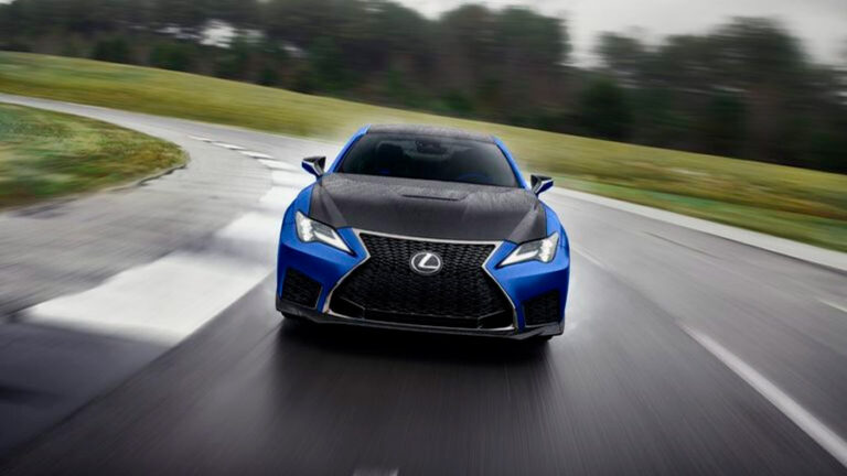 Lee más sobre el artículo El Lexus RC F 2022 transpira elegancia y deportividad