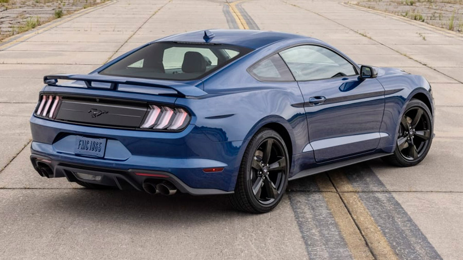 El Ford Mustang Stealth Edition 2022 saldrá a la venta a finales de este año