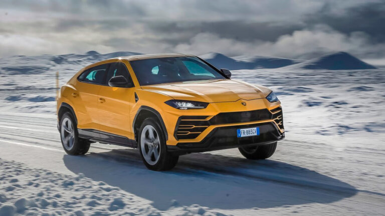 Lee más sobre el artículo ¡Feliz cumpleaños, Lamborghini Urus! 4 años de un auto de época