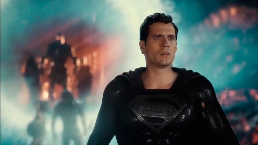 El actor británico opinó sobre la película La Liga de la Justicia de Zack Snyder