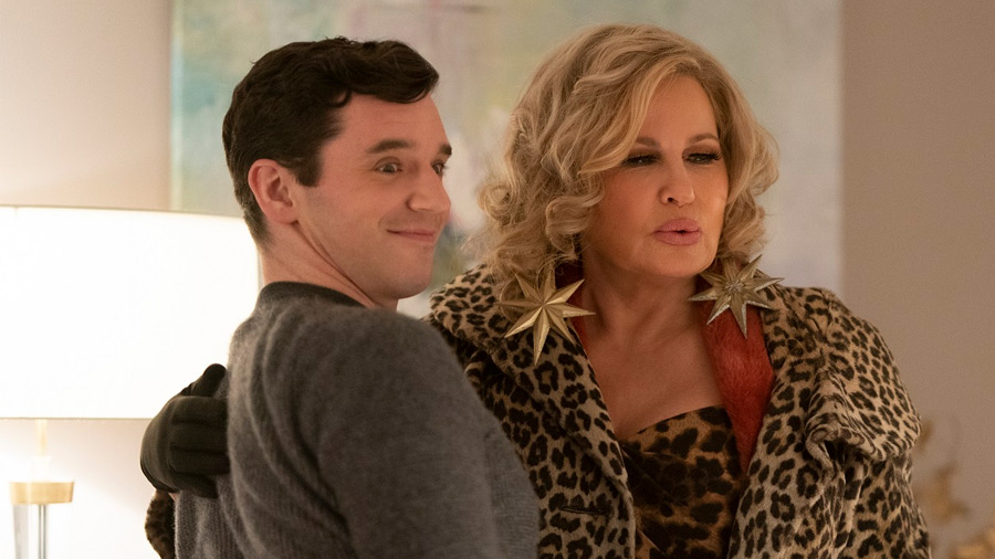 Soltero en Navidad cuenta con la participación de Jennifer Coolidge