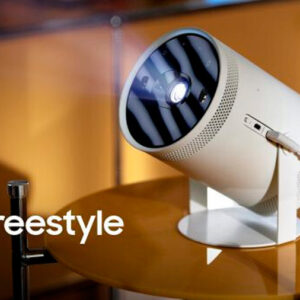 Lee más sobre el artículo ¿Cómo es el nuevo Samsung The Freestyle? Un proyector único, flexible e inteligente