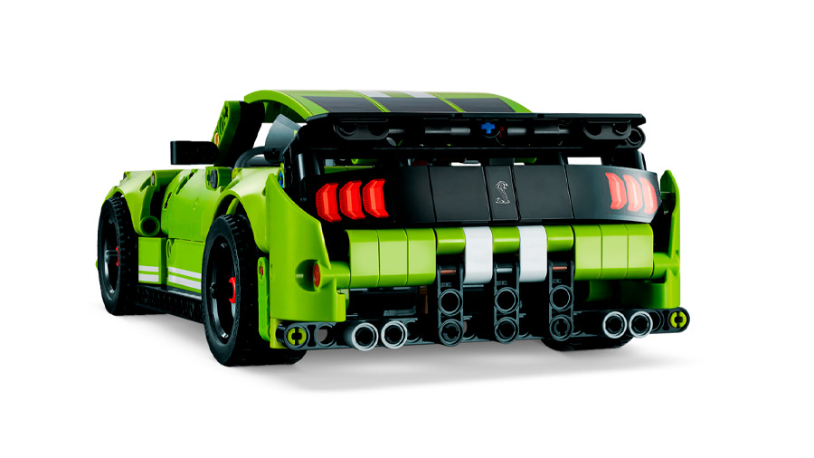 El Ford Mustang Shelby GT500 de Lego Technic tiene un diseño detallado y agresivo