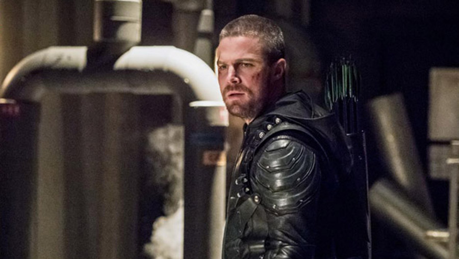 Stephen Amell no dudaría en regresar en una miniserie de Arrow