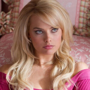 Lee más sobre el artículo ¡La primera foto! Así luce Margot Robbie como Barbie