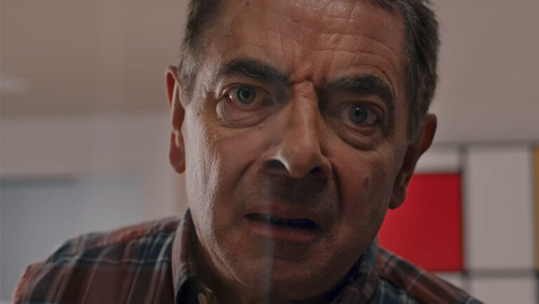 Lee más sobre el artículo ¡Netflix estrena el divertido tráiler de ‘Man vs Abeja’! Lo nuevo de Rowan Atkinson