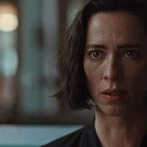 Lee más sobre el artículo Tráiler de ‘Resurrection’, suspenso y horror psicológico con Rebecca Hall