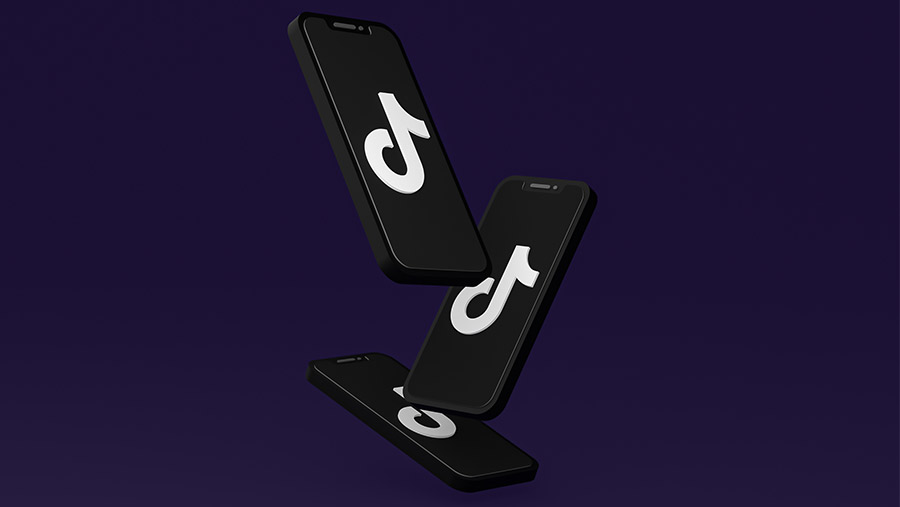 Teléfonos con logo de TikTok