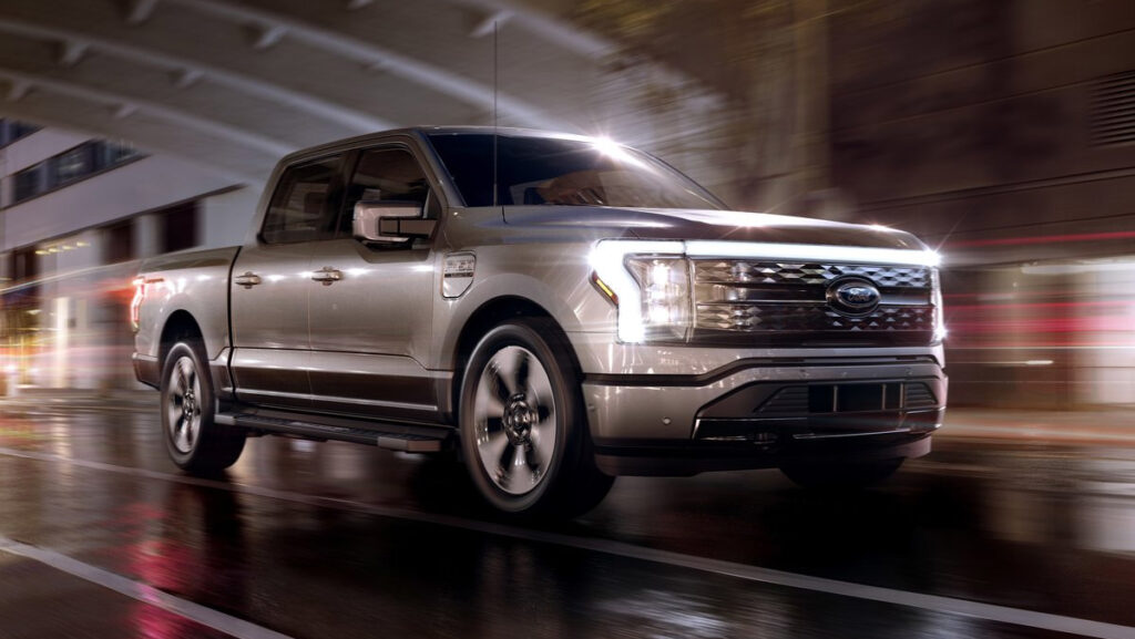 Ford F-150 Lightnint 2022