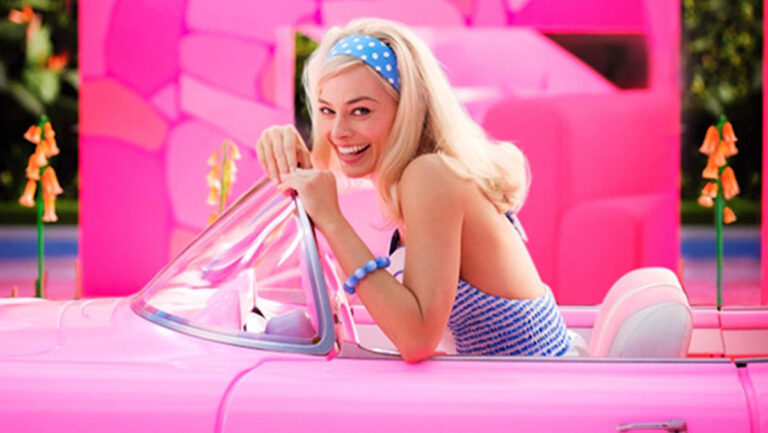 Lee más sobre el artículo ¿Avergonzada? Margot Robbie revela que sufrió con las fotos virales de Barbie