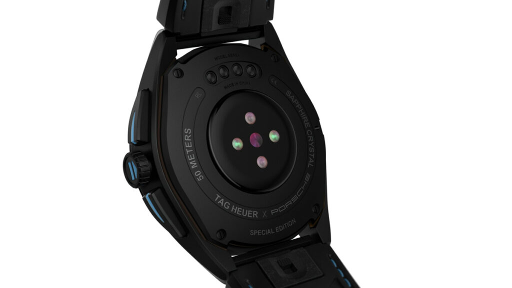 Parte trasera del smartwatch fabricado por TAG Heuer y Porsche