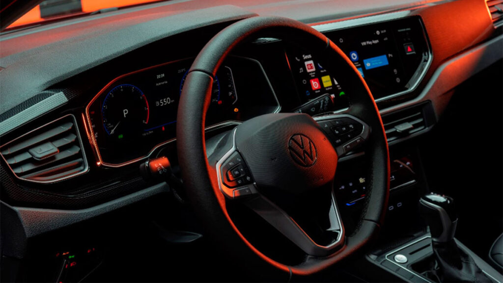 Volante e interior del Volkswagen Polo 2023