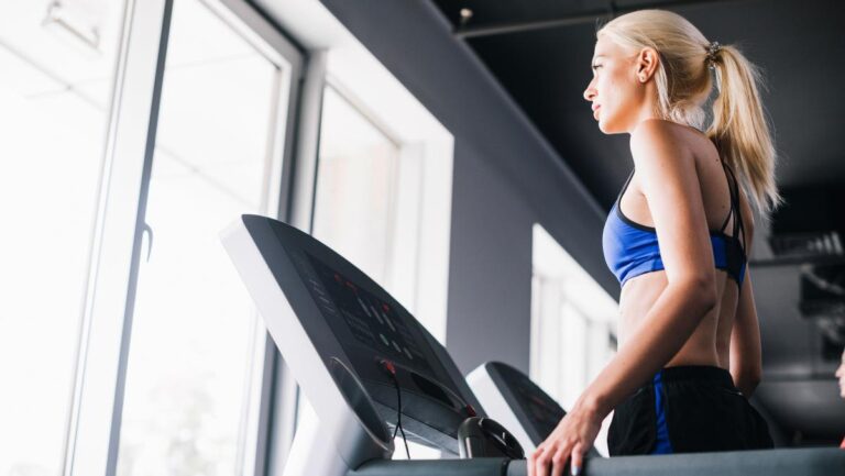 Lee más sobre el artículo <strong>Las mejores caminadoras para entrenar en casa</strong>