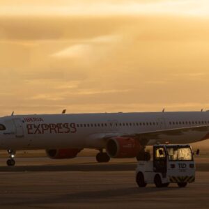 Lee más sobre el artículo ¡Por una industria aérea verde! Iberia Express completa su primer vuelo con combustible sostenible