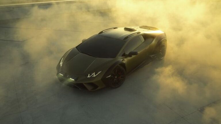 Lee más sobre el artículo <strong>¡Infernal para el off-road! El Lamborghini Huracán Sterrato cambia las reglas del juego</strong>